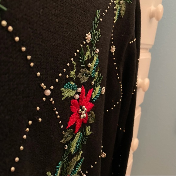 CHRISTMAS SWEATER Vintage Beaded & Warm - Picture 11 of 13